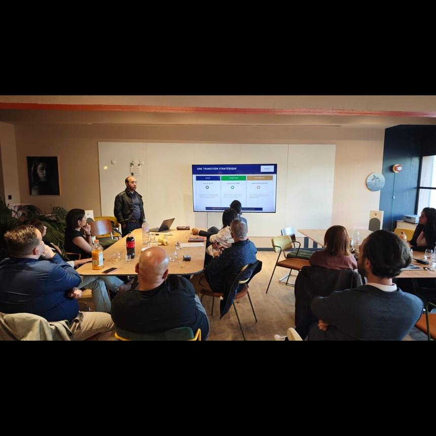 Présentation devant les membres de La Ruche